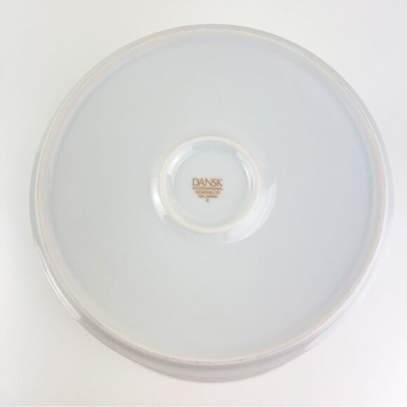 DANSK Porcelain 3 qt. ROUND COVERED CASSEROLE Bisserup White - Picture 6 of 8